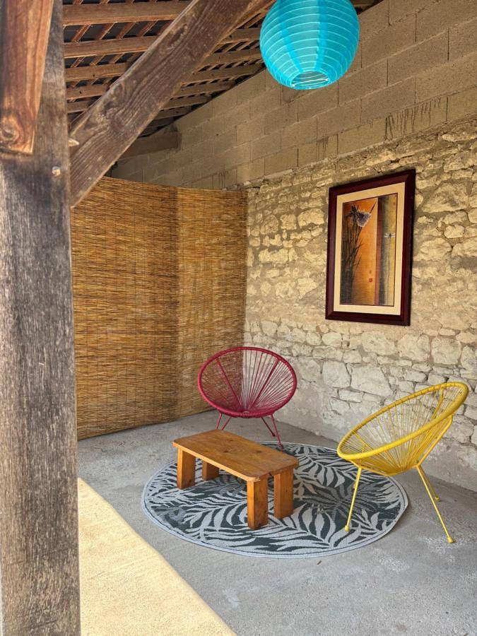 Location de vacances pour 2 personnes, avec jardin et terrasse à Anché - 4