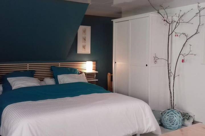 Gîte pour 2 personnes, avec vue ainsi que jardin et terrasse à Linthal - 3