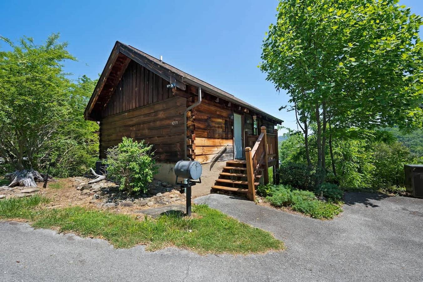 Ganze Wohnung, View Location Studio Log Cabin Hot Tub Fireplace in Pigeon Forge, Sevier County