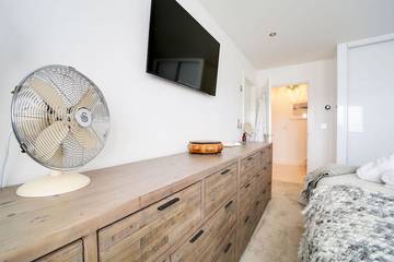Holiday Home for 6 People in Perranporth, Cornwall, Photo 4