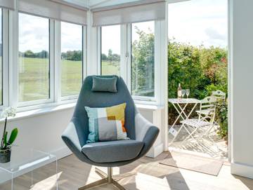 Log Cabin for 2 People in Bibury, The Cotswolds, Photo 4
