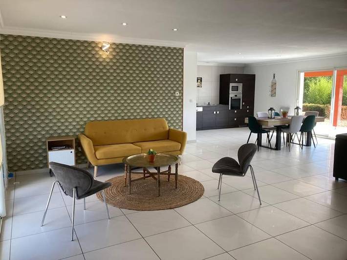 Location de vacances pour 6 personnes, avec jardin ainsi que jacuzzi et terrasse à Gramat - 4