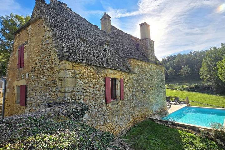 Gîte pour 8 personnes, avec jardin à Montignac