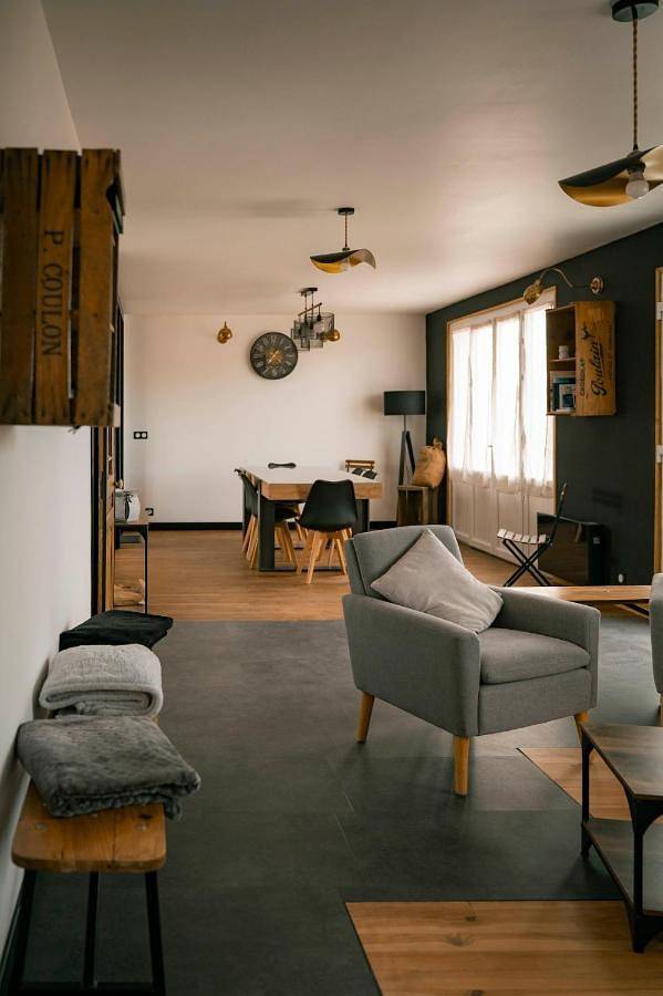 Two-Bedroom House in Quettehou, Région de Cherbourg