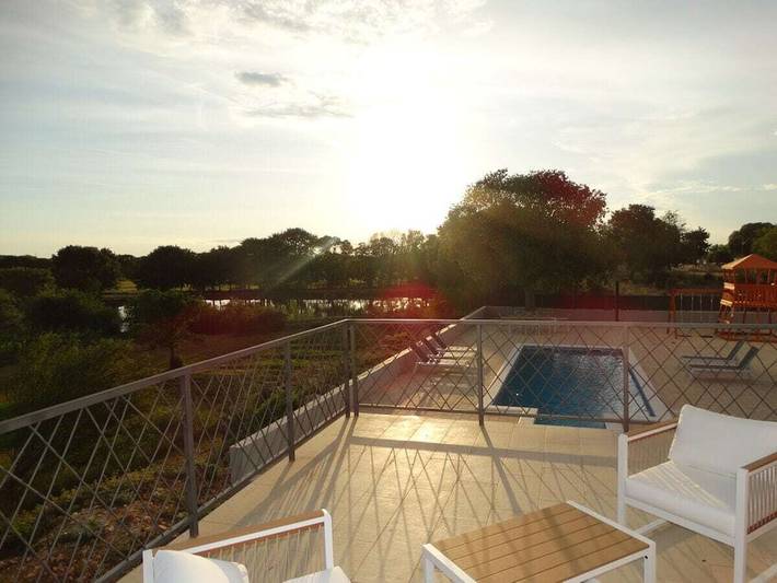 Ferienhaus für 8 Personen, mit Pool und Balkon