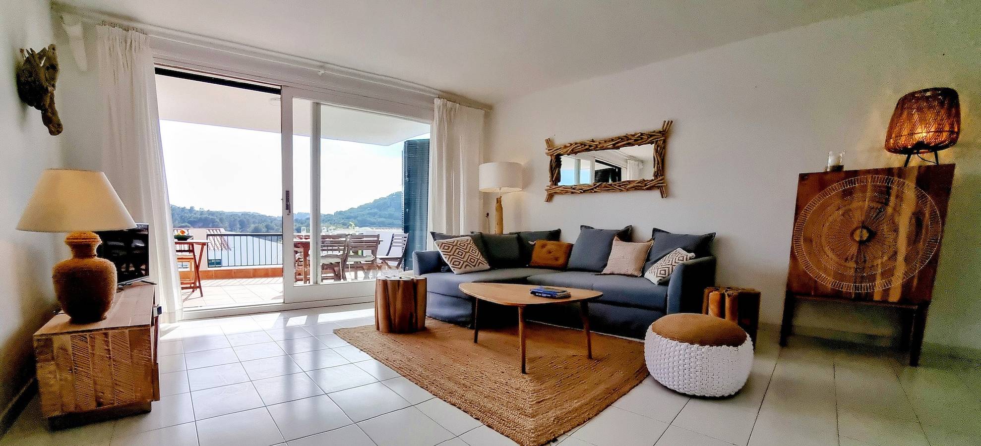 Apartamento entero, Apartamento con encanto "El Ton Golf" cerca de la playa con golf, piscina, jardín y Wi-Fi in Son Parc, Es Mercadal