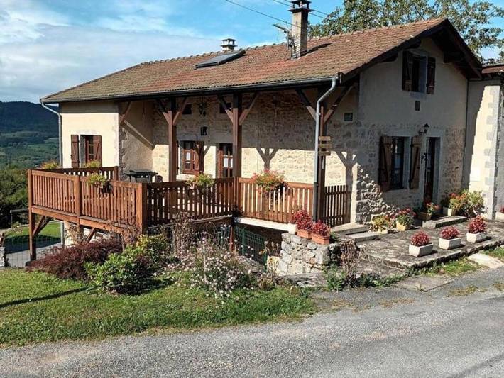 Maison de campagne pour 8 personnes, avec Jacuzzi et Terrasse à La Chabanne