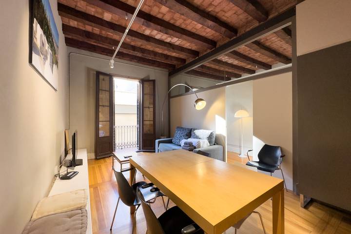 Apartamento para 5 personas, con balcón en Gracia