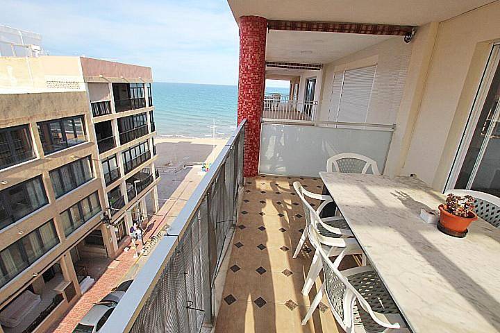 Apartamento de vacaciones para 6 personas, con terraza y vistas - 1