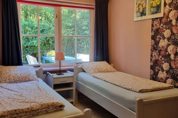 Schönes Haus in der Nähe von Wald und Heide in Otterlo in Hoge Veluwe