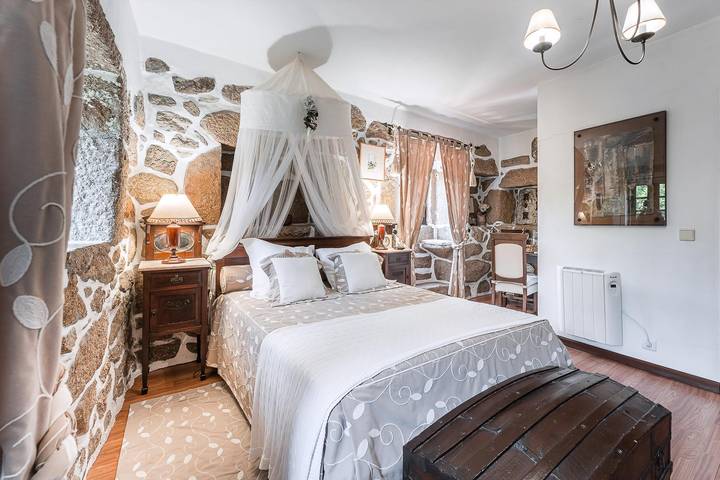 Geheel appartement, Vakantieappartement voor 2 personen met balkon in Viseu District