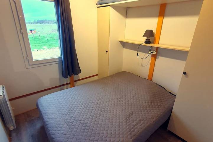 Gîte pour 6 personnes, avec jardin et piscine à Autry-le-Châtel - 2