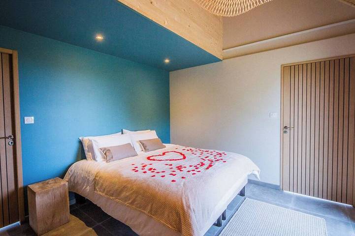 Location de vacances pour 4 personnes, avec jardin ainsi que balcon et jacuzzi à Sadroc - 4