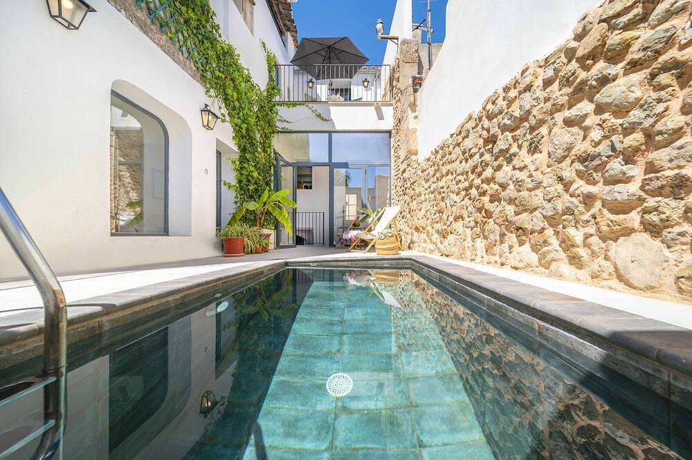 Townhouse Helen House by Homevillas360 in Porreres, South Majorca