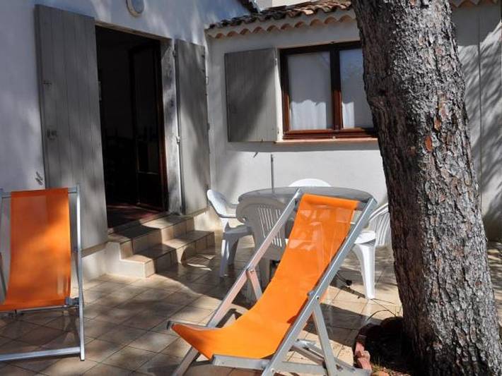 Camping Sélection Camping  - Landhaus 4 personen - Le Puits mit eigenem Garten in La Croix-Valmer, Parc national Port-Cros