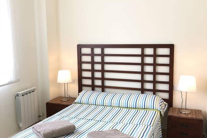 Apartamento entero, Fantástico Apartamento A 5 Min De La Playa, Con Piscina, Parking Y WiFi (600Mb) in Sant Feliu de Guíxols, Costa Brava