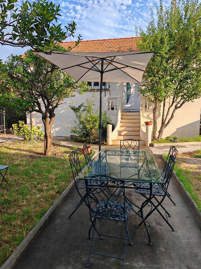Petite villa climatisée Jardin in Golfe-Juan, Vallauris