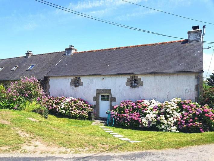 Location de vacances pour 6 personnes, avec jardin, animaux acceptés à Argol