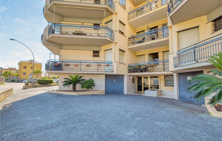 Ferienwohnung für 4 Personen, mit Terrasse in Pietra Ligure Gemeinde
