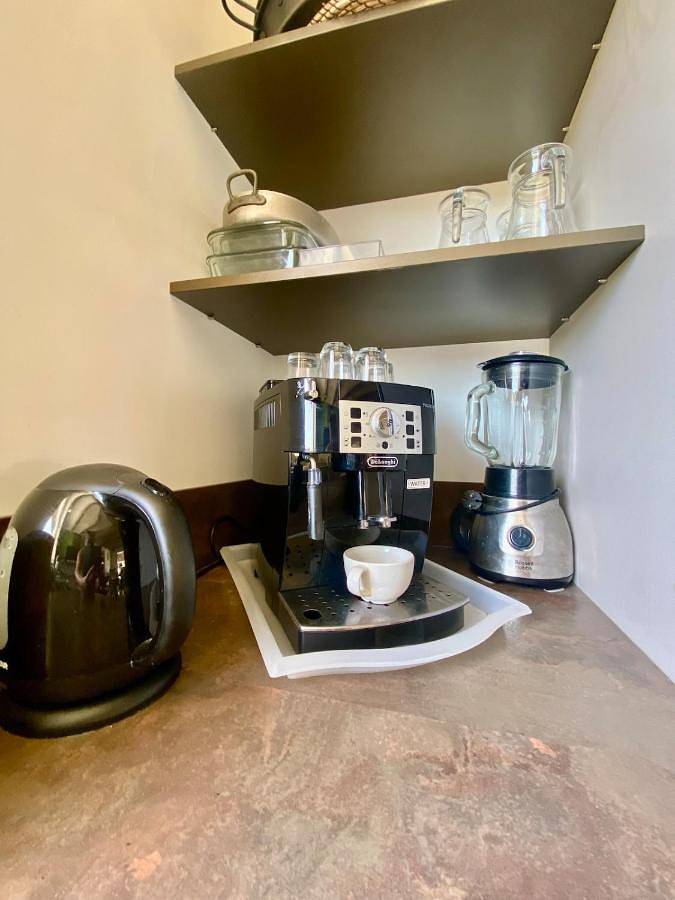 Location de vacances pour 16 personnes, avec Jacuzzi ainsi que Terrasse et Piscine à Carignan-de-Bordeaux - 3