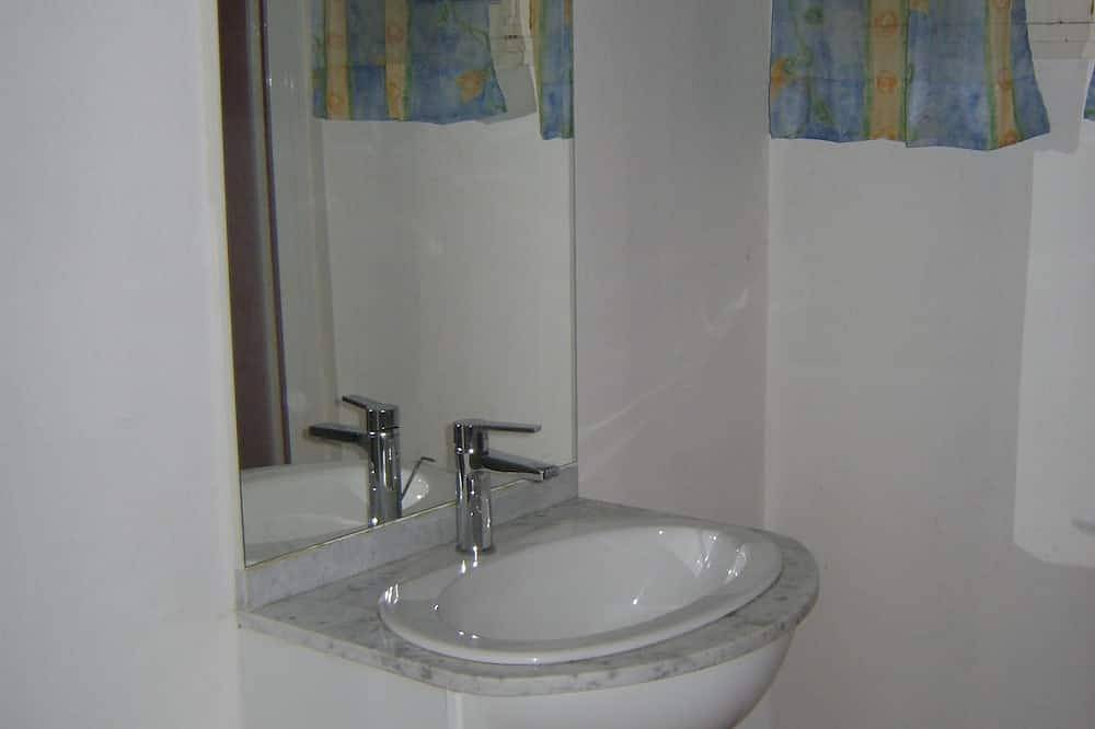 Ganze Wohnung, Außergewöhnliche Meerblick-Apartment in freistehende Villa Französisch Riviera in Rayol-Canadel-sur-Mer, Draguignan Region