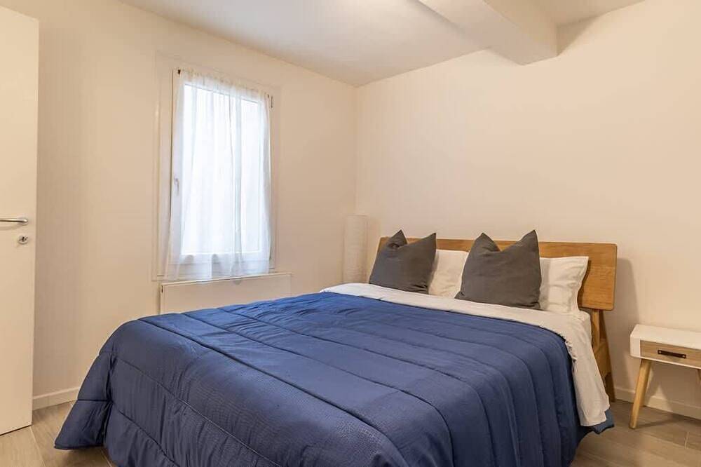 Entire apartment, Suite Rua Pioppa - Affitti Brevi Italia in Modena, Modena Province