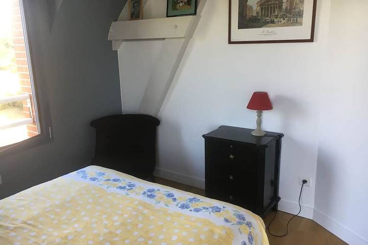 Location de vacances pour 6 personnes, avec balcon et jardin à Carolles - 3