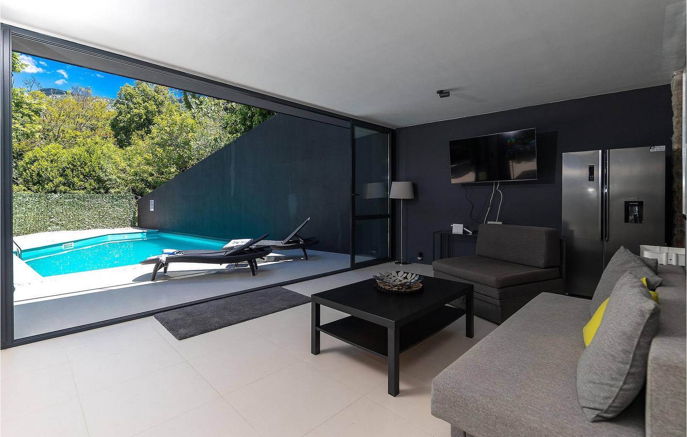 Reizende 2-Zimmer-Wohnung mit Pool, WLAN und Parkplatz in der Nähe des Stadtzentrums von Grizane in Grizane, Primorje-Gorski Kotar