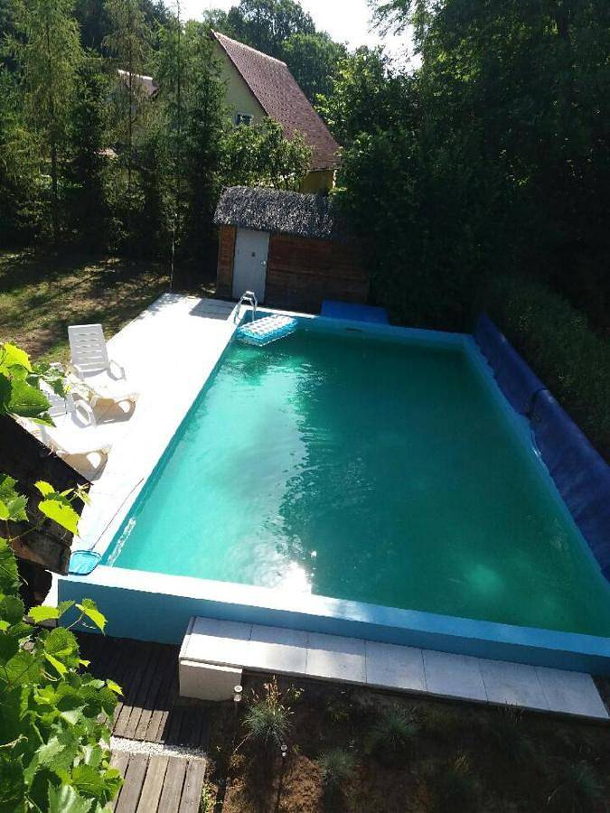 Chalet Dom z basenem in Kreis Schwiebus