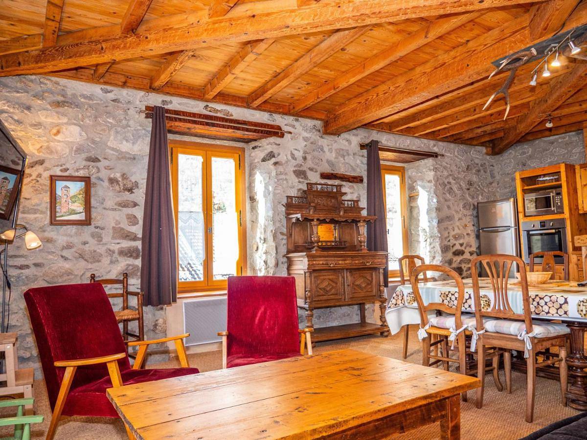 Appartement entier, Le Panicaut de Bourgat in Mérens-les-Vals, Pyrénées