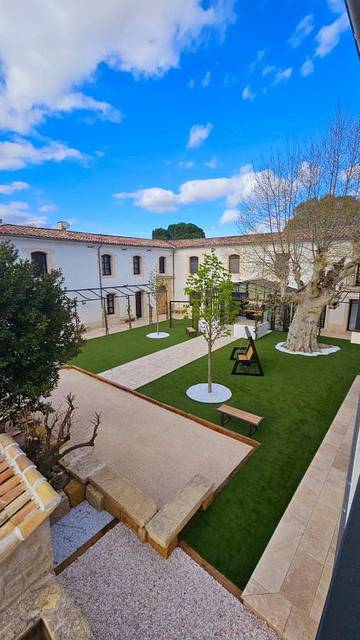 Chambre d’hôte pour 2 personnes, avec jardin ainsi que vue et piscine à Lavérune