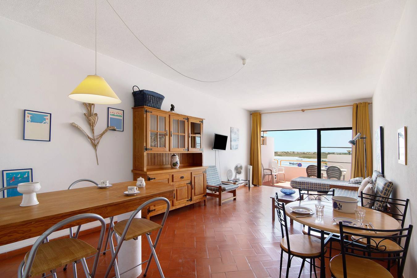 Entire apartment, Apartment 'Cabanas Mar 94' with Sea View and Balcony in Cabanas de Tavira, Conceição e Cabanas de Tavira