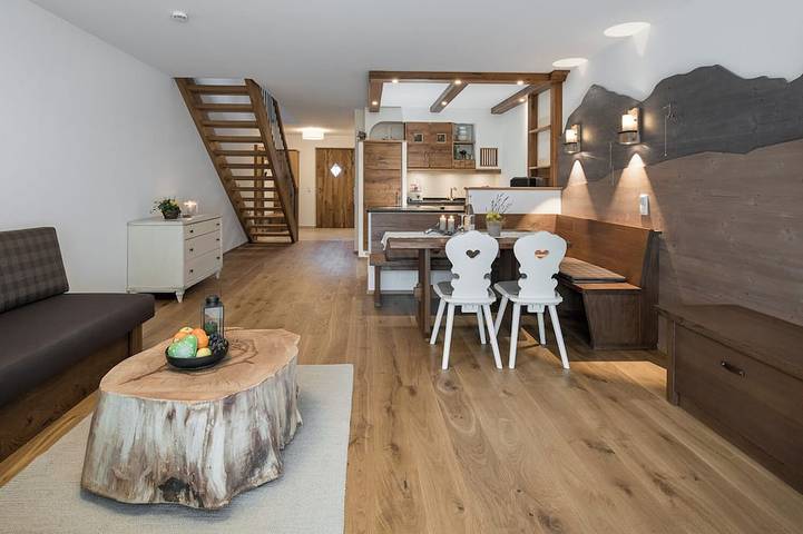 Ferienwohnung für 5 Personen, mit Balkon und Garten sowie Sauna in Petting