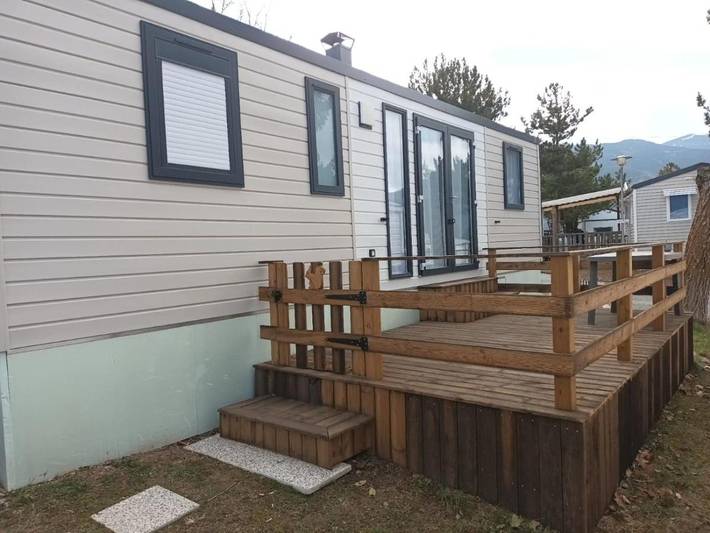 Camping para 8 personas, con Terraza en Saillagouse
