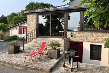 Gîte pour 4 personnes, avec jardin et jacuzzi, animaux acceptés à Plaine-Haute