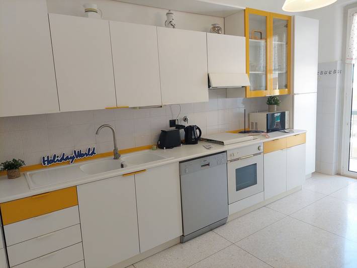 Gîte pour 5 personnes, avec Balcon à Chiavari - 2