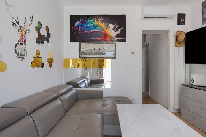 Entire apartment, Apartment 'Crescenzago' with Wi-Fi and Air Conditioning in Milan, Milan Province