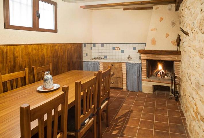 Casa rural para 6 personas, con balcón y vistas en Bajo Aragón - 3