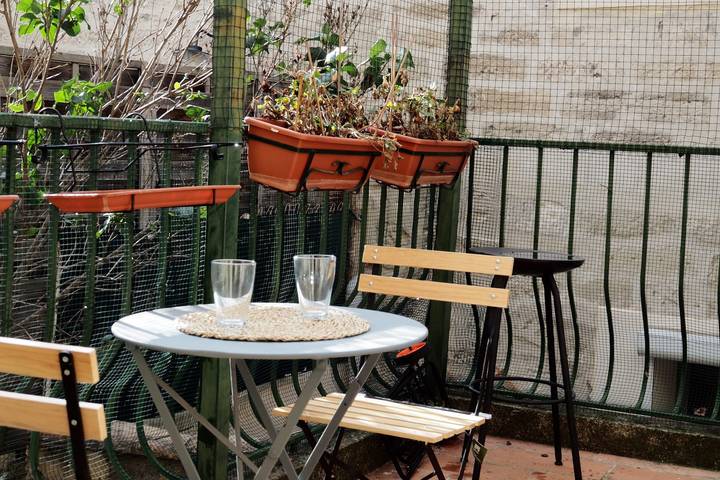 Studio pour 2 personnes, avec terrasse à Avignon