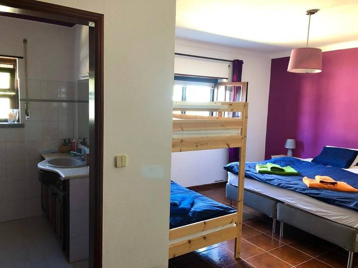 Chambre d’hôte pour 2 personnes, avec jardin ainsi que piscine et vue dans Atouguia da Baleia - 3