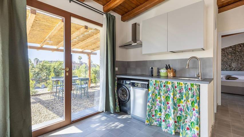 Location de vacances pour 5 personnes, avec jardin, animaux acceptés à Acireale - 4