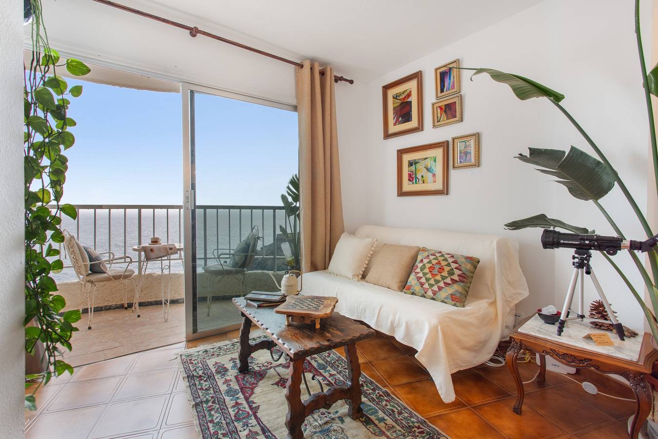 Studio entier, Studio de vacances 'Atlantic Retreat' avec vue sur la mer, piscine partagée et Wi-Fi in San Marcos, Tenerife du Nord