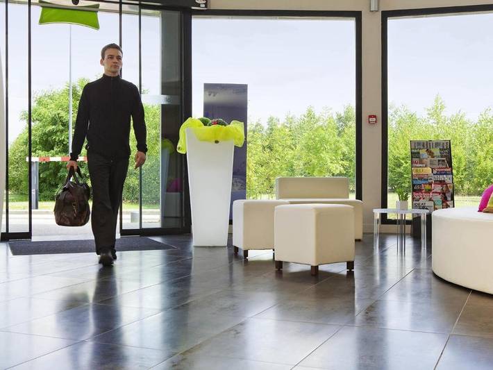 Hôtel pour 4 personnes, avec jardin et sauna, animaux acceptés à Jaux - 4