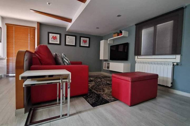 Location de vacances pour 5 personnes, avec terrasse, animaux acceptés à Marín