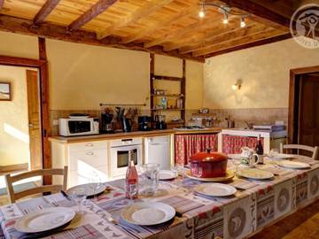 Gîte pour 10 Personnes dans Saint-Martin-la-Sauveté, Massif central, Photo 3