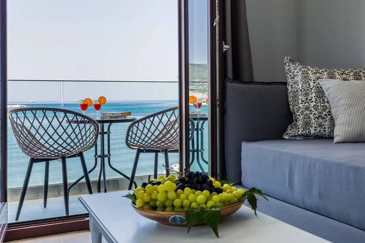 Appart’hôtel pour 2 personnes, avec vue ainsi que jardin et piscine