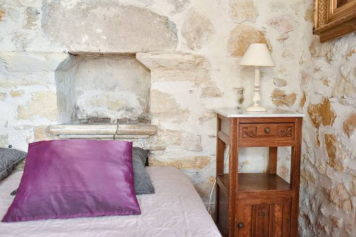 Gîte pour 20 personnes, avec jardin à Labastide-de-Virac - 4