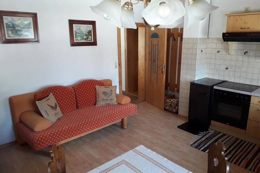 Appartement Nr. 2 - 1 Schlafraum/Dusche, Wc, Wr - Pension Gamsjäger - Urlaub in Rottenmanner und Wölzer Tauern, St. Nikolai im Sölktal