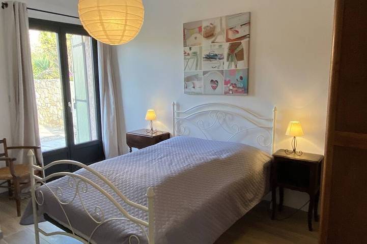 Große 4 Schlafzimmer Villa mit privatem beheiztem Pool - herrlicher Panoramablick in Bagnols-en-Forêt, Mittelmeerküste (Frankreich)