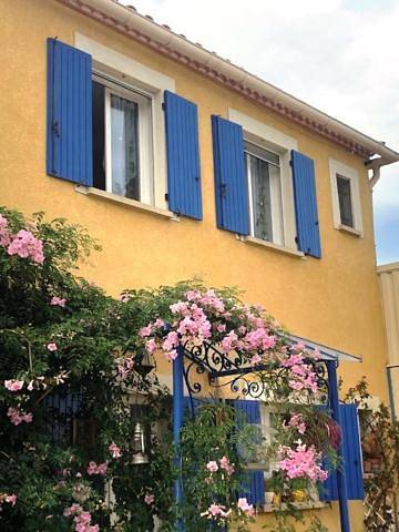 Gîte pour 4 personnes, avec jardin et vue à Saint-Bonnet-du-Gard - 2
